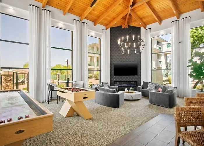 Apartment 2br Cozysuites At Kierland Commons With Pool #05